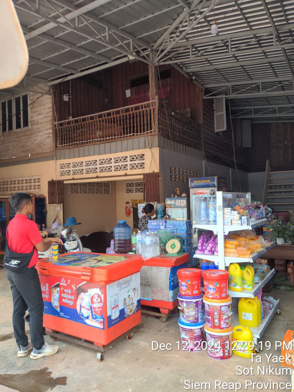 Siem Reap Branch Expands FMCG Distribution to Consumers, Retailers, and HoReCa by Da Houg Heng - Image 2